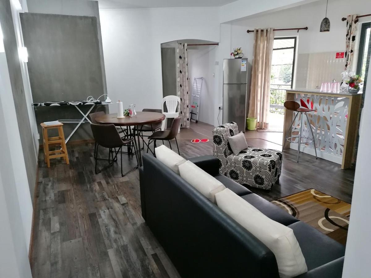 Ferienwohnung Bobato Building Curepipe Exterior foto